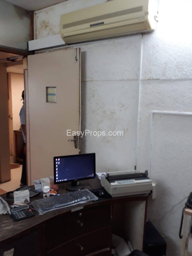 University Plaza Complex Office 